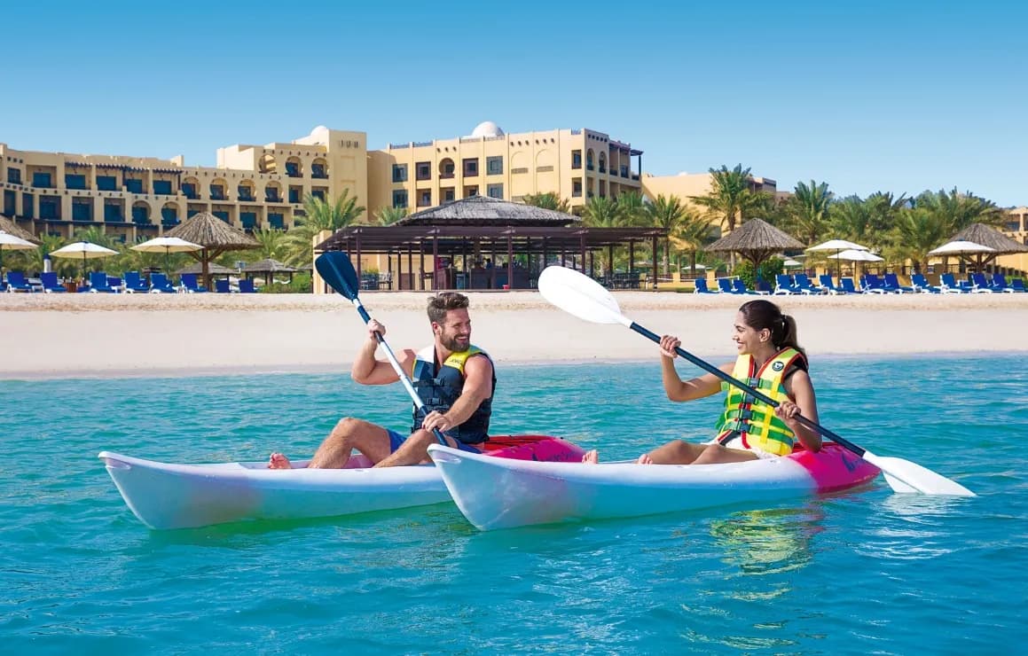 Kayak in Dubai The Palm - Image 4